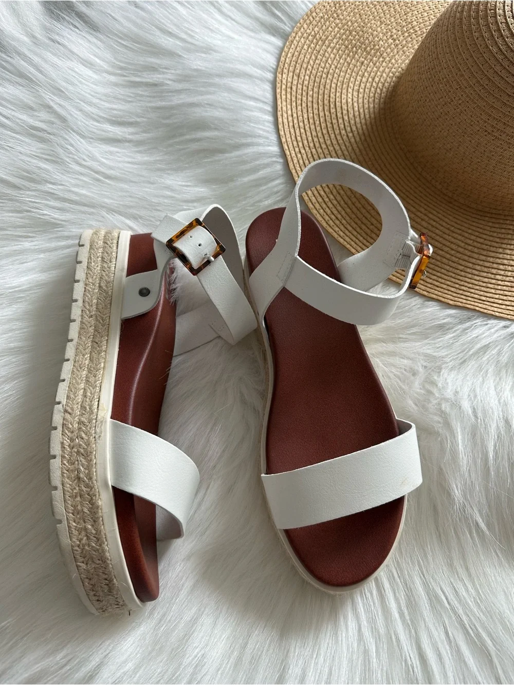 MIA White Ankle-Strap Espadrille Sandals with Brown Footbed Sz 8.5M